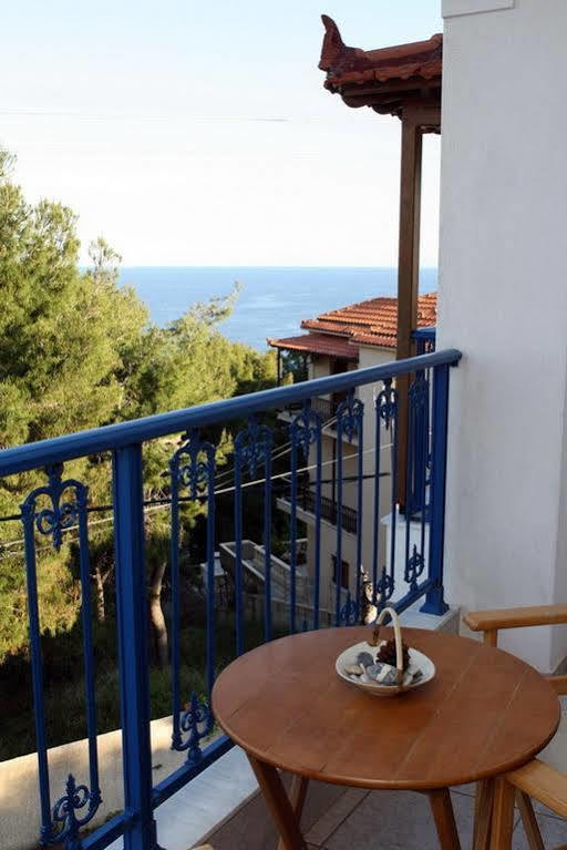 Kavos Apartments Patitiri Exterior foto
